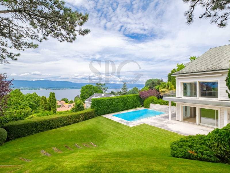 Exceptional Villa in Anières with Lake View (1)