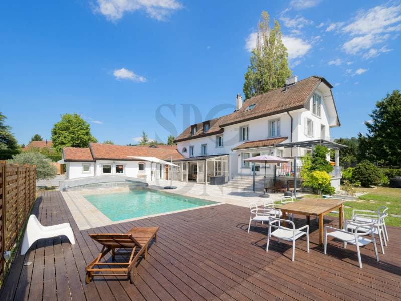 Maison élégante et spacieuse, rénovée avec soin (1)