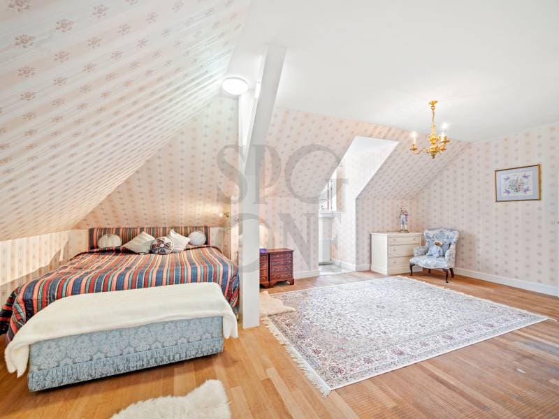 Ausnahmehaus in unmittelbarer Nähe des Sees (4)