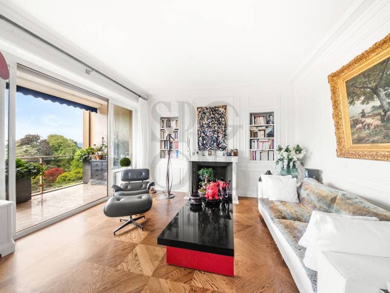 Apartment with lake view and private pool (4)