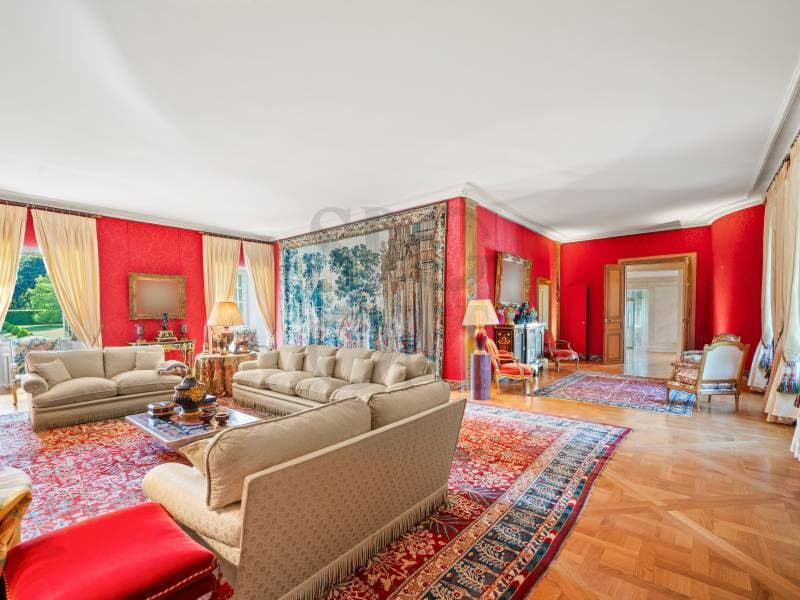 Exclusivity: Fully restored historic estate (7)