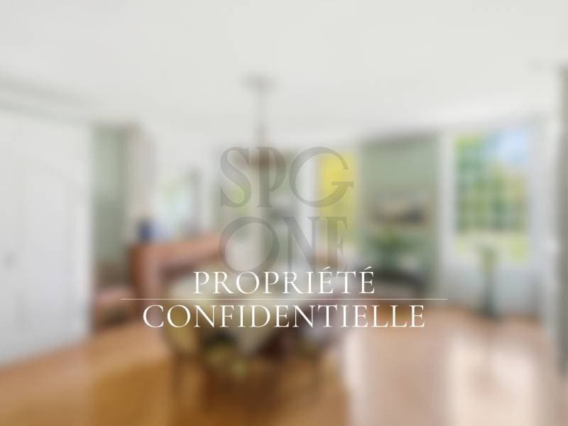 Demeure d'exception du XVIIIe siècle au centre de Cologny (1)