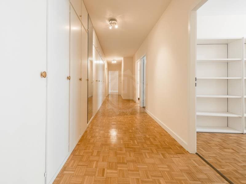 Angenehmes Appartement - Genf (8)