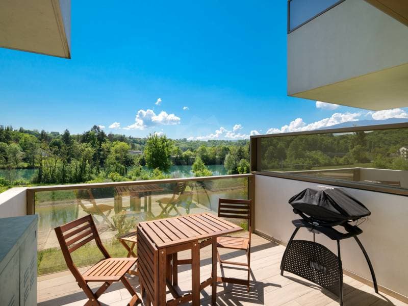 Appartement lumineux - La Plaine (1)