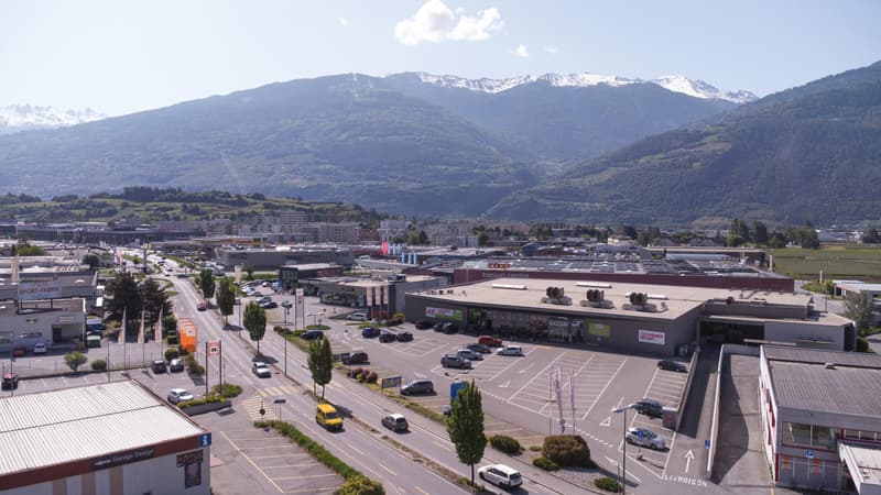 Superficie commerciale di 107m² in affitto a Conthey (4)