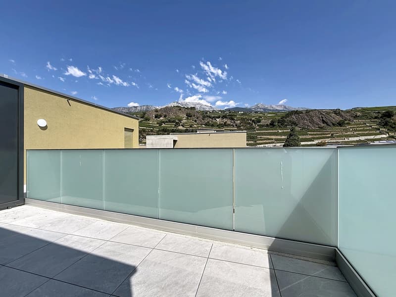 Appartamento mansardato di 2,5 locali con terrazza in affitto a Uvrier (8)