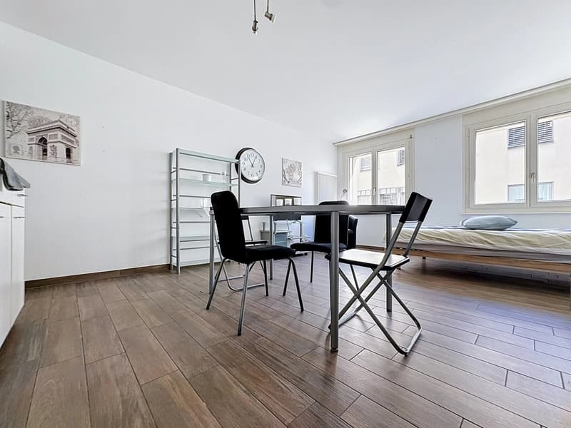 Studio meublé au centre de Sierre - libre de suite (2)