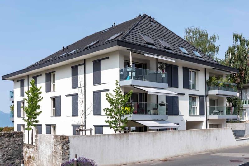 Appartement de standing en duplex de 3.5 pièces aux derniers étages avec balcon à vendre au centre de St-Légier (1)