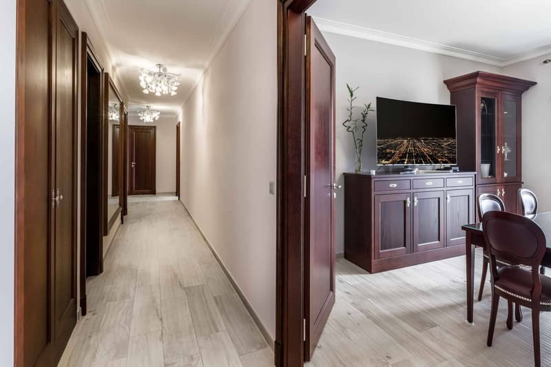 Couloir et accès salon / salle à manger