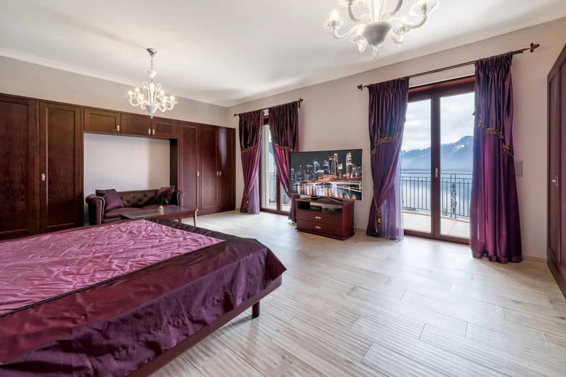 Meraviglioso appartamento di 5.5 locali in una residenza di prestigio in vendita nel centro di Montreux (11)
