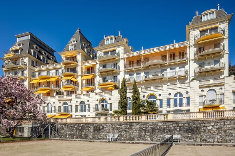 Meraviglioso appartamento di 5.5 locali in una residenza di prestigio in vendita nel centro di Montreux (3)
