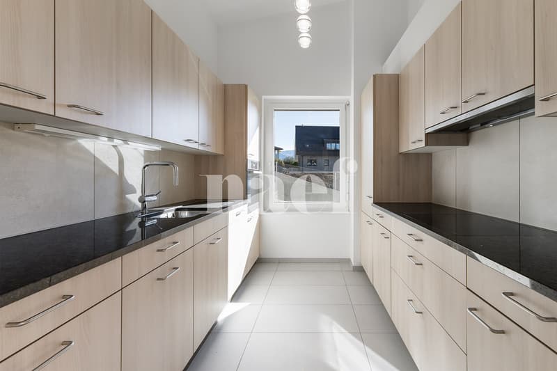 Bella casa a schiera luminosa e contemporanea di 5.5 locali in vendita a Corseaux (10)