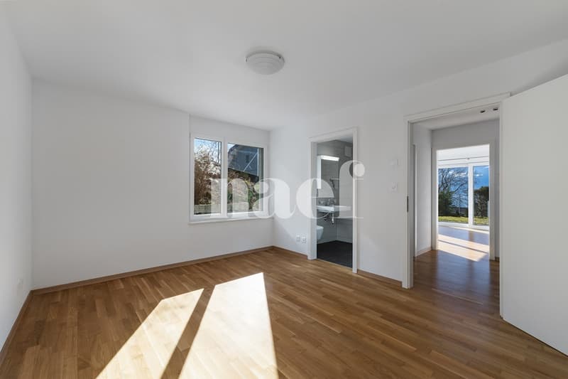 Bella casa a schiera luminosa e contemporanea di 5.5 locali in vendita a Corseaux (11)