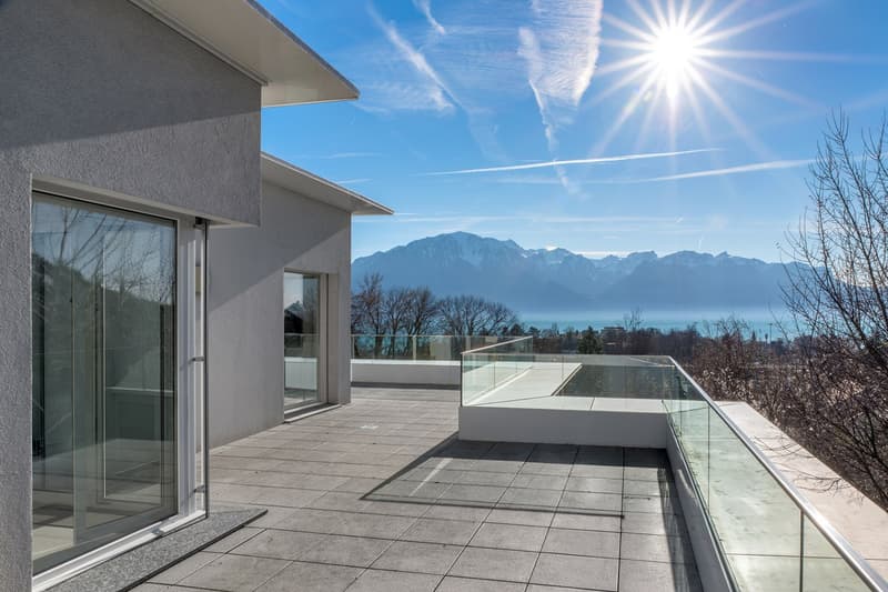 5.5-room attic and duplex apartment with panoramic lake view for sale in Montreux (1)