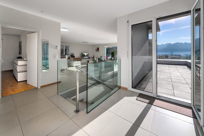 5.5-room attic and duplex apartment with panoramic lake view for sale in Montreux (6)