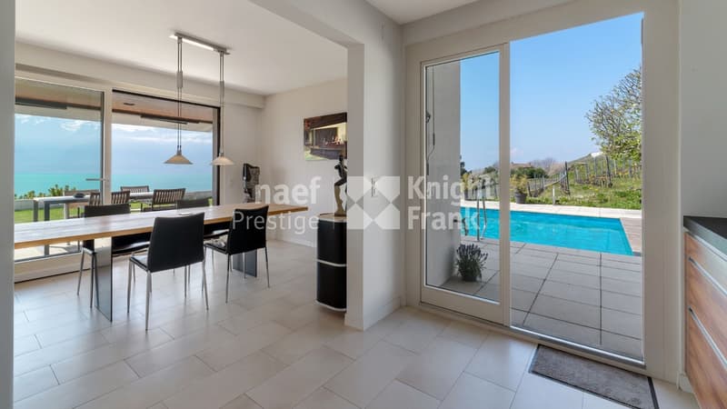 Proprietà di architetto di 7,5 locali con vista panoramica sul lago e sul vigneto in vendita a Corseaux (9)