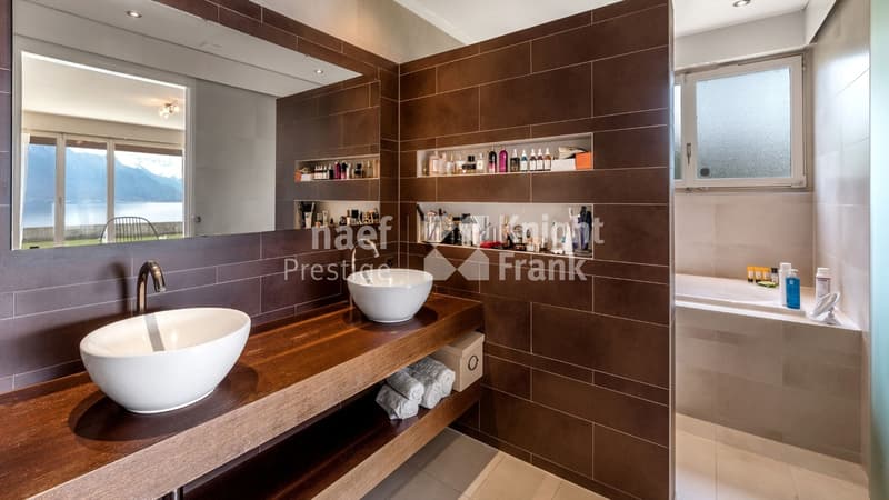 Proprietà di architetto di 7,5 locali con vista panoramica sul lago e sul vigneto in vendita a Corseaux (13)