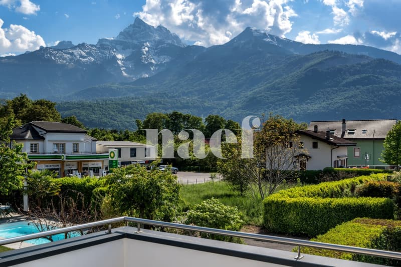 Very beautiful single-family house with 6.5 rooms, independent studio, and outdoor pool for sale in Bex (3)