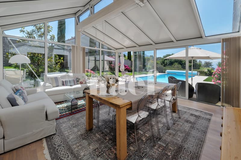 Beautiful individual villa with 7.5 rooms and outdoor pool for sale in Villeneuve (7)