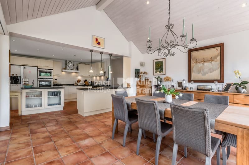Casa indipendente di 8.5 locali in vendita a Blonay (7)