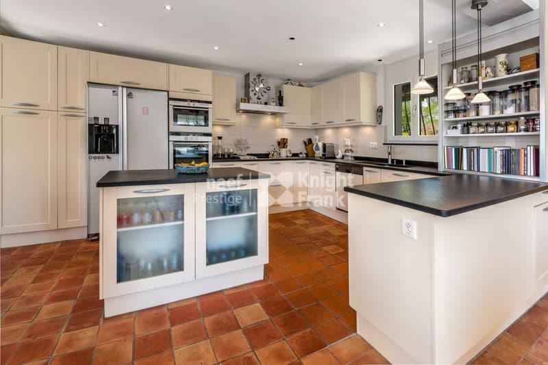 Casa indipendente di 8.5 locali in vendita a Blonay (8)