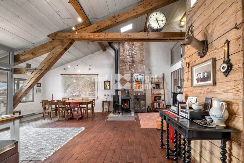 Maison vigneronne de deux appartements et un caveau à vendre au coeur du village d'Epesses (5)