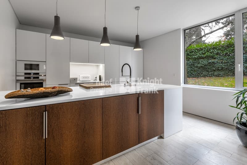Architektenhaus mit 3 Wohnungen und Außenpool in Chernex / Montreux zu verkaufen (12)