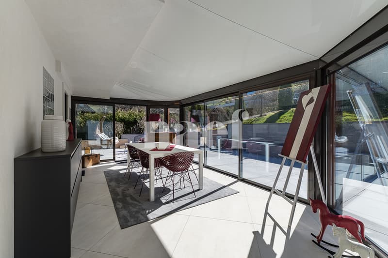 Magnificent renovated chalet with jacuzzi and counter-current pool for sale in Choëx (11)
