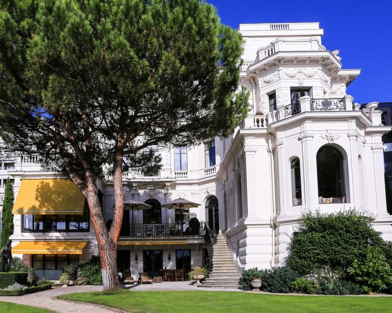 Somptueuse maison du 19ème siècle à vendre au centre de Montreux (3)