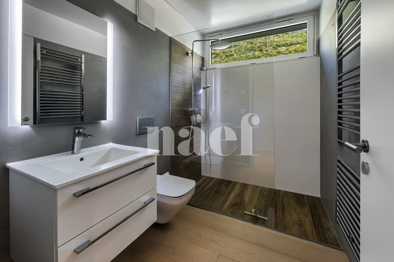 Appartement en attique de 4.5 pièces avec terrasse et vue grandiose sur le Léman à vendre sur les hauts de Montreux (12)