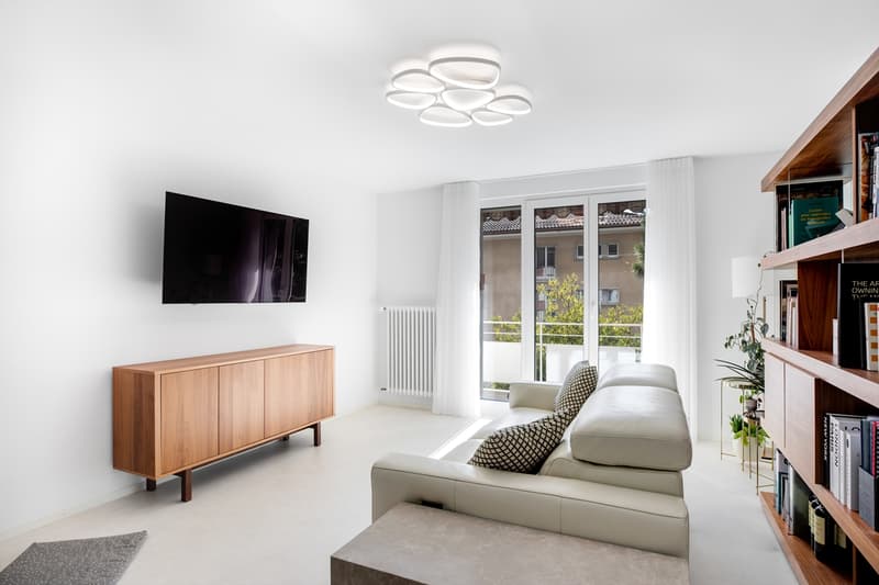 En exclusivité ! Lumineux appartement entièrement rénové de 4.5 pièces à vendre au coeur de Vevey (7)
