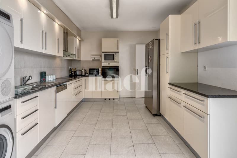 Appartamento con 5.5 locali e vista sul lago (4)