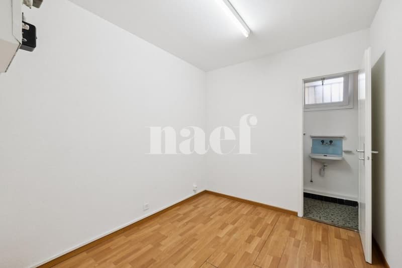 Lokal mit Schaufenster in der Nähe der Innenstadt (4)