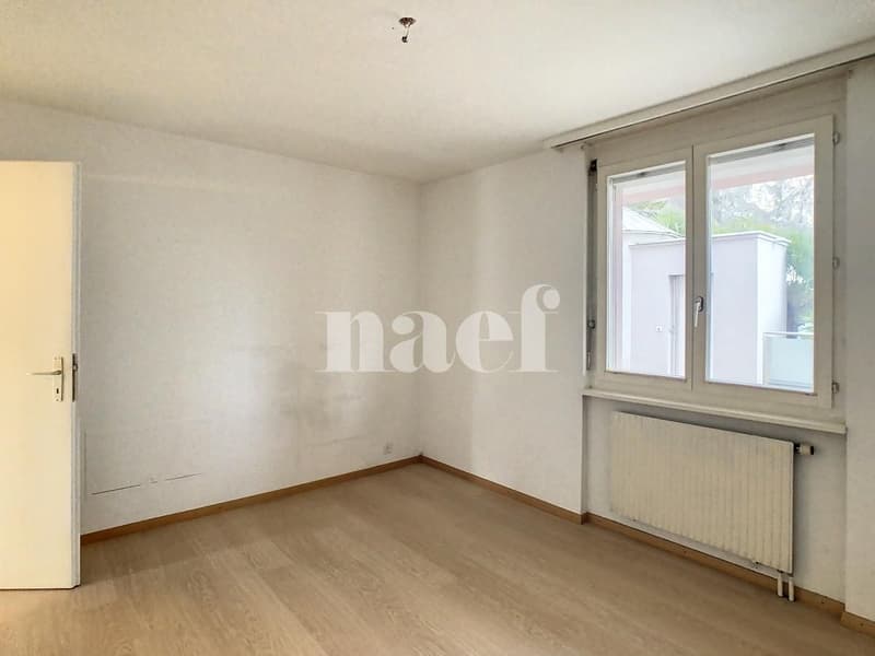 Zweieinhalb-Zimmer-Wohnung im Erdgeschoss mit Garten (6)