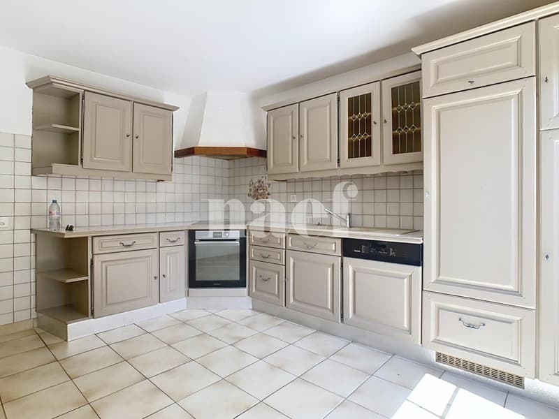 Doppelmietshaus mit 4.5 Zimmern (2)