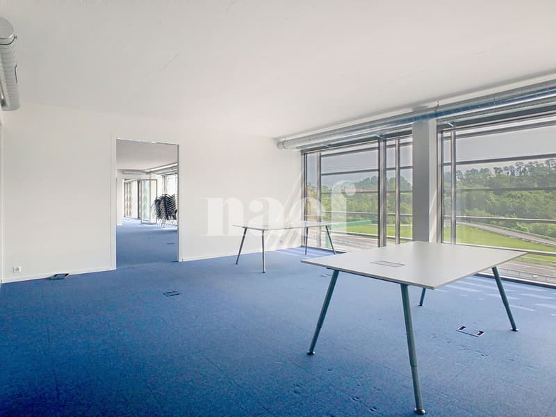 Bureaux modulables dans immeuble récent (6)