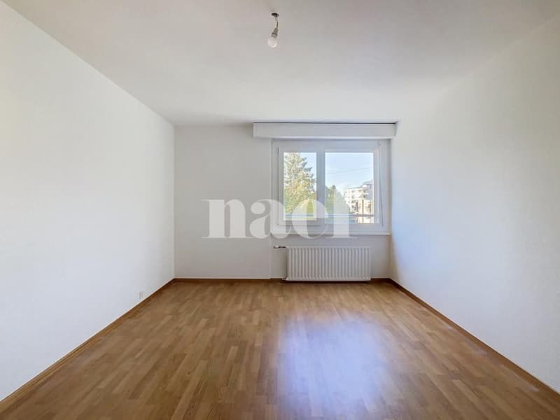 Spacieux appartement de 4.5 pièces au 4ème étage (8)
