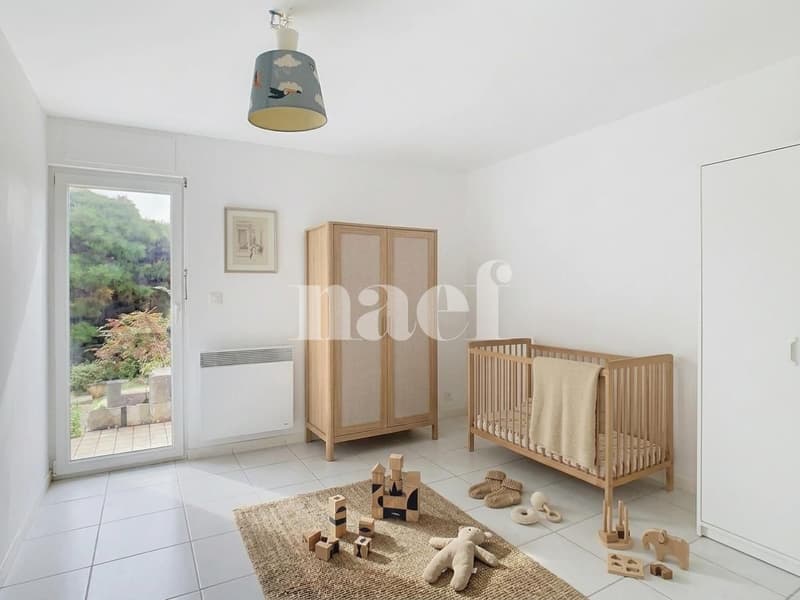 Maison de 5.5 pièces avec terrasse et jardin (6)