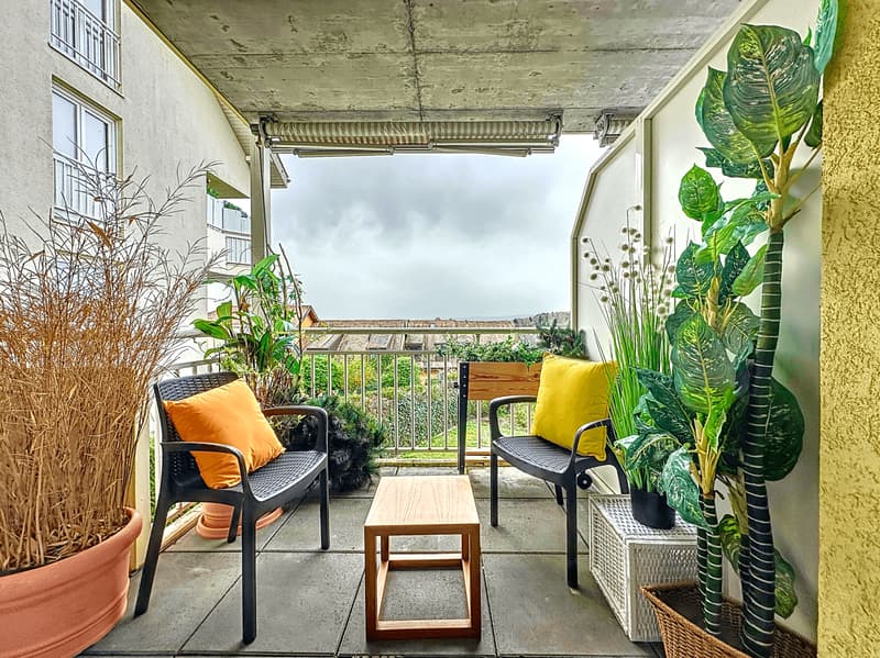 Appartement traversant de 5.5 pièces avec balcon et jardin privatif ! (5)