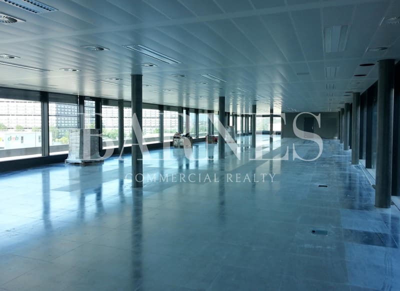 Surface administrative de 230 m2 dans un bâtiment récent au Lignon (4)