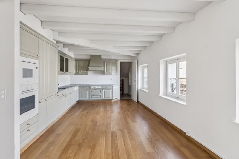 Magnificent 6-room duplex in the heart of Aubonne (7)