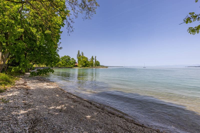 Villa indipendente direttamente sul lungolago con progetto ! (2)