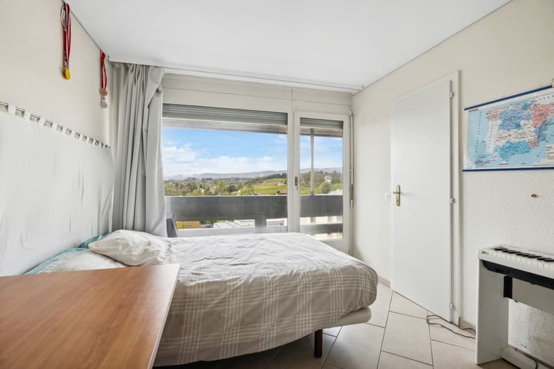 Spacieux appartement de 5.5 pièces avec vue magnifique sur la ville et (7)