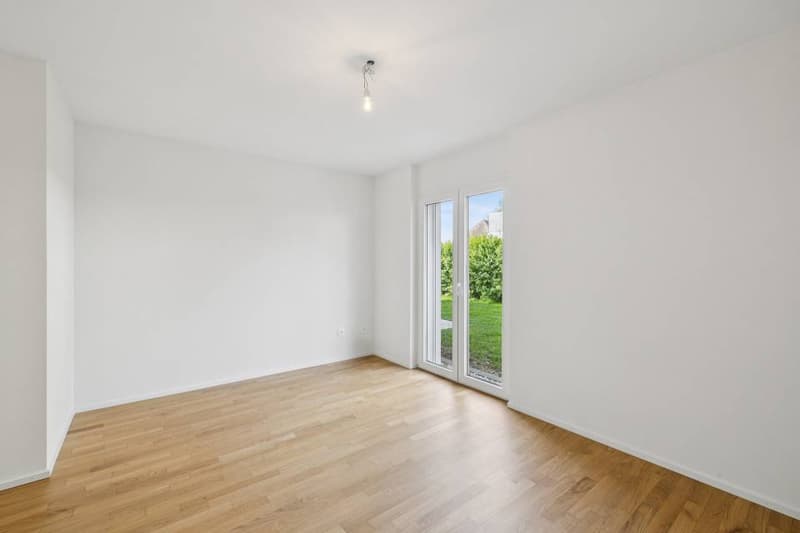 4.5 rooms contemporary and bright with garden and very beautiful view on (12)