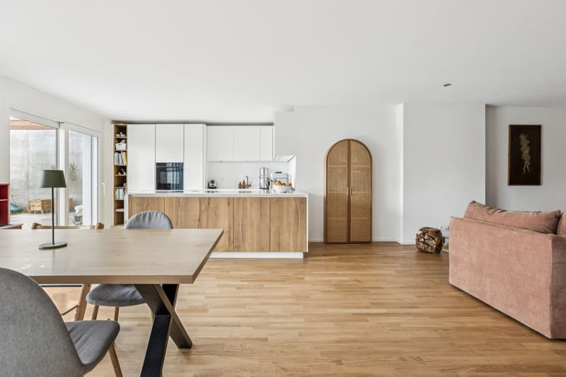 Magnificent 4.5-room apartment with terrace and garden (3)