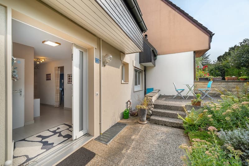 Bella casa familiare nel cuore del villaggio di Echandens (6)
