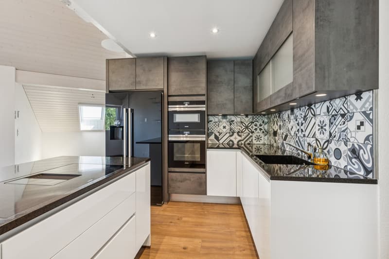 Élégant appartement avec mezzanine et panorama exceptionnel sur le lac (5)