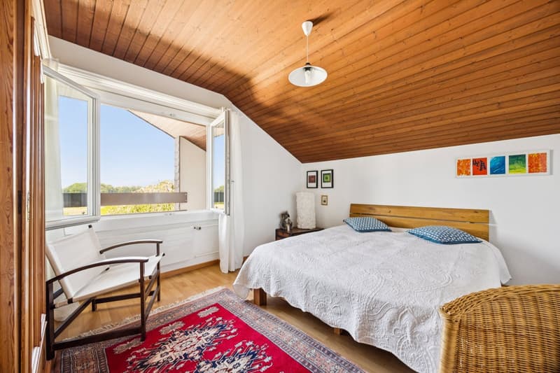 Maison individuelle avec grand jardin dans un quartier résidentiel à q (10)