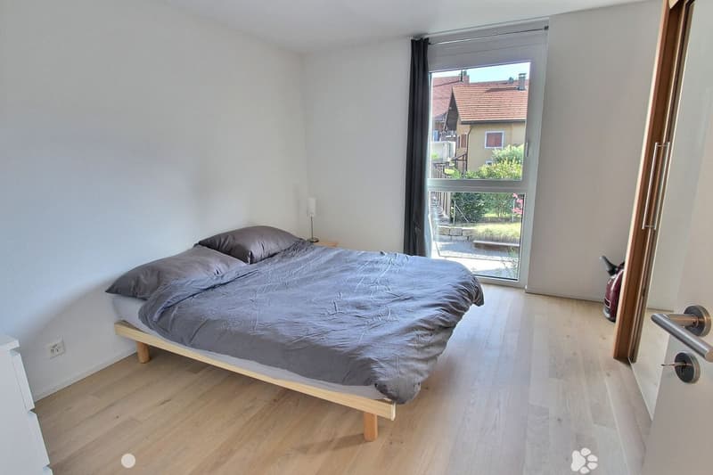 Geräumige und neuere 2,5-Zimmer-Wohnung (3)
