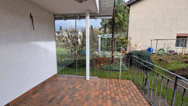 Maison unifamiliale dépendante de 5.0 pièces avec enveloppe de bâtiment rénovée et installation photovoltaïque (14)